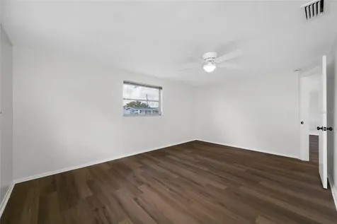 5027 Manor Drive New Port Richey FL 34652