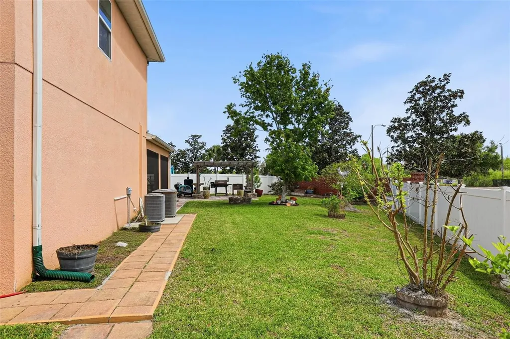32550 Rapids Loop Wesley Chapel FL 33545