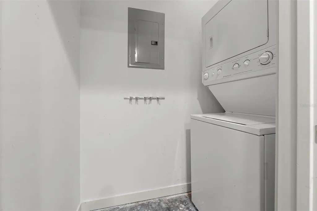 155 S Court Avenue Orlando FL 32801