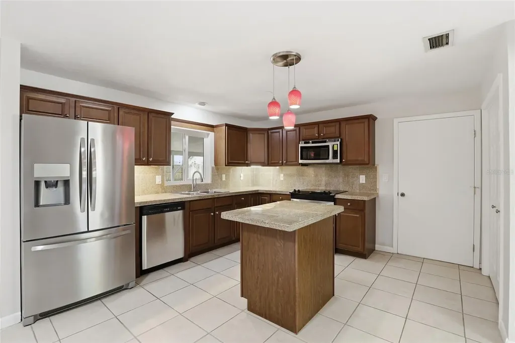3623 NW 46th Place Gainesville FL 32605