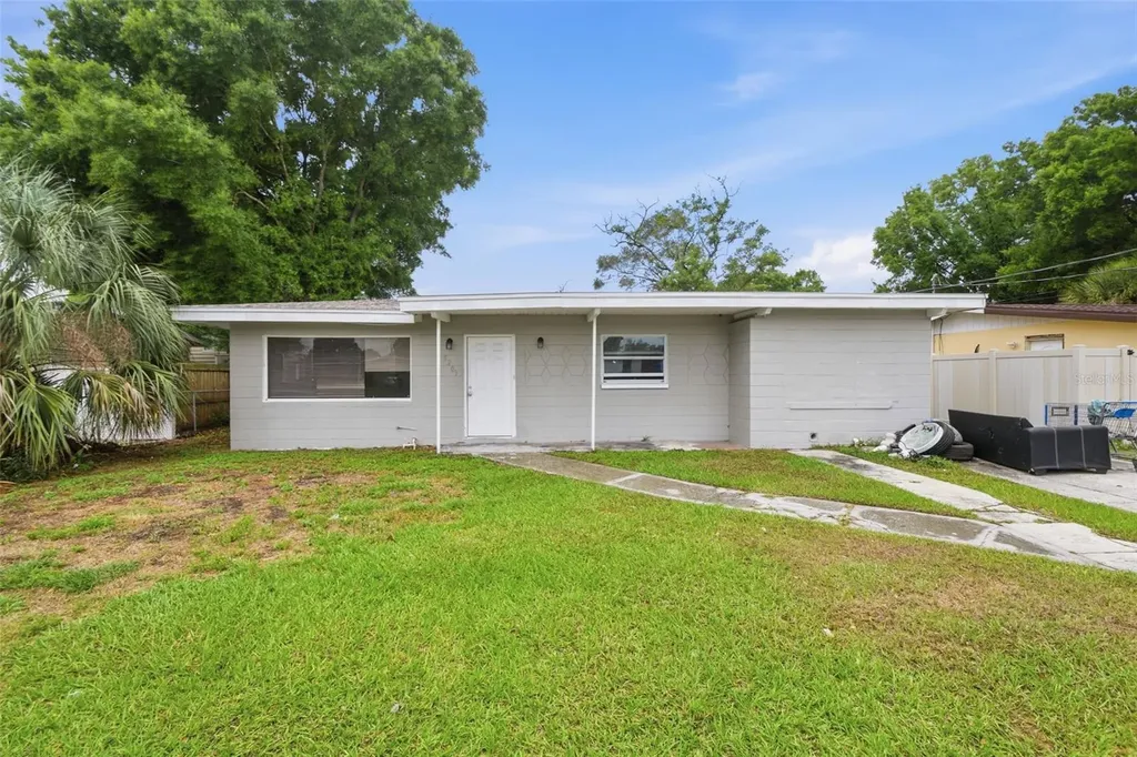 5209 S 80th Street Tampa FL 33619