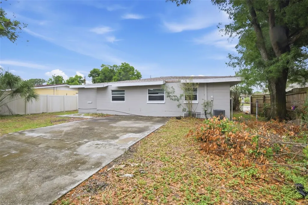 5209 S 80th Street Tampa FL 33619