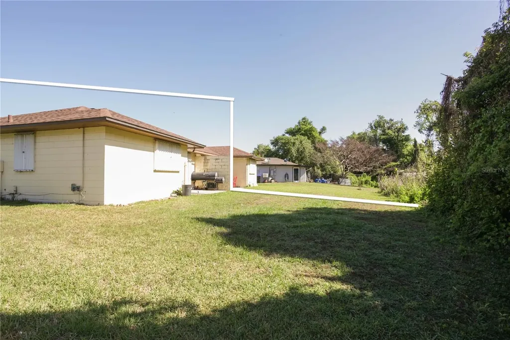 597 Bablonica Drive Orlando FL 32807