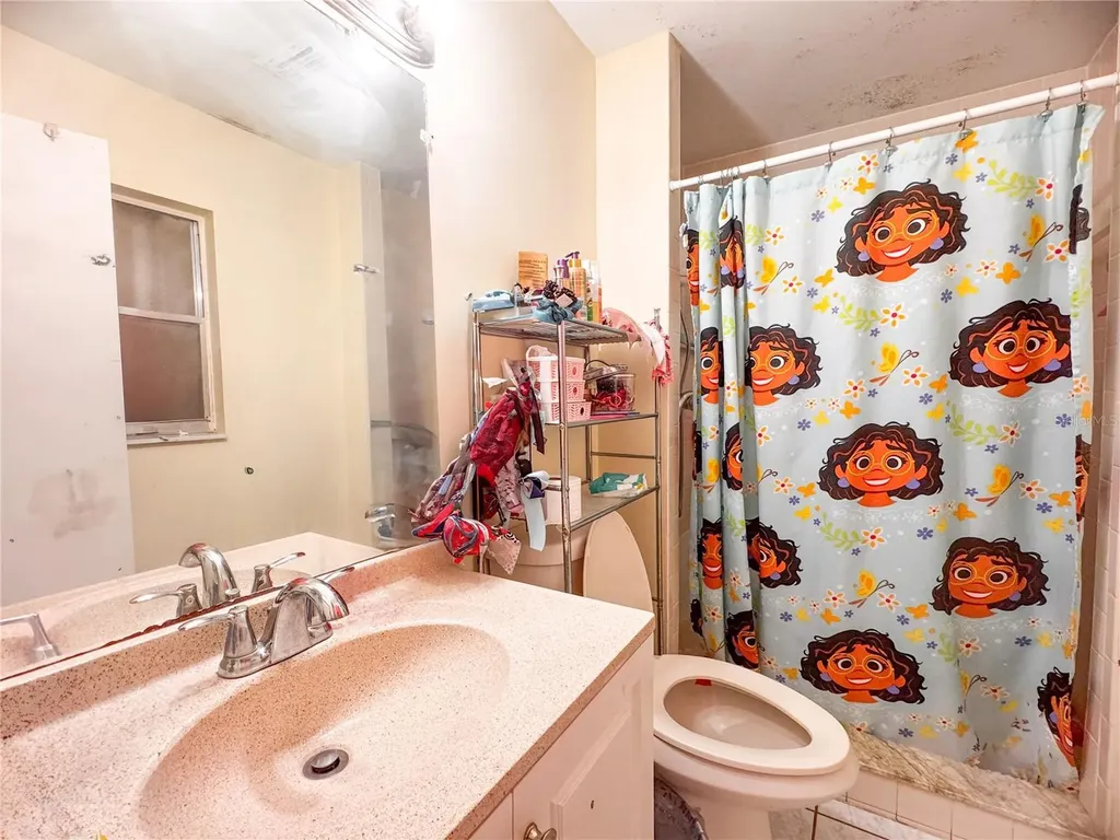 597 Bablonica Drive Orlando FL 32807