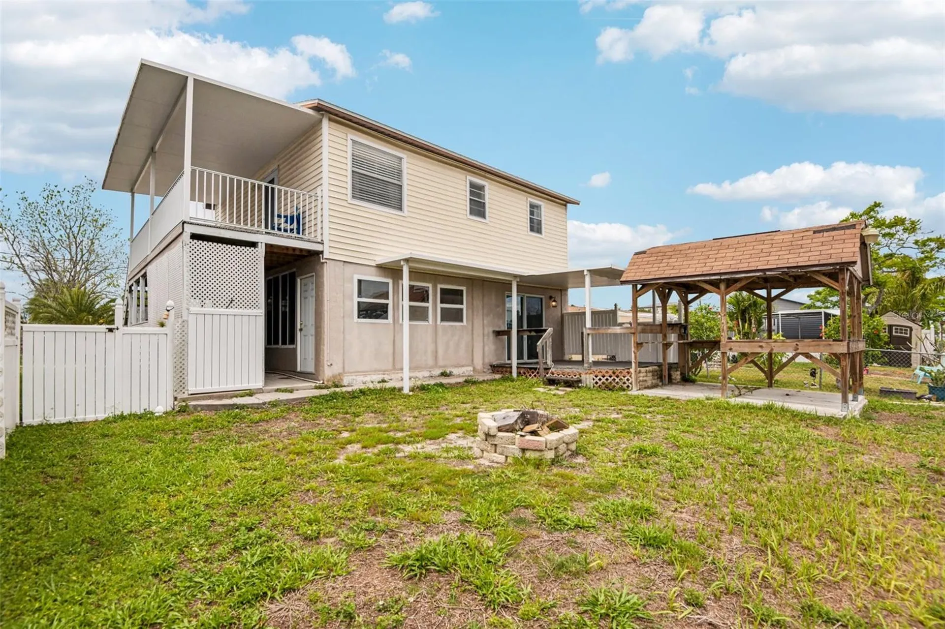 13730 Judy Avenue Hudson FL 34667