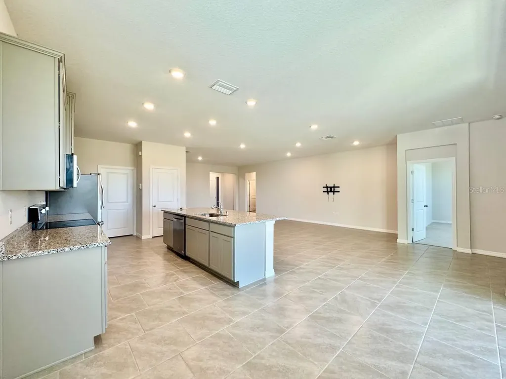 10959 Cotton Vale Place San Antonio FL 33576