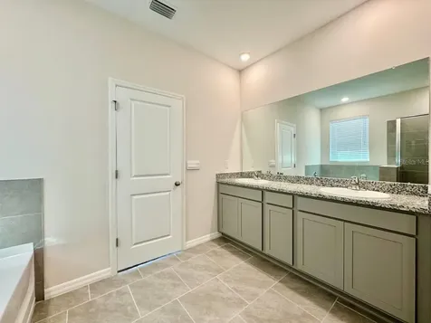 10959 Cotton Vale Place San Antonio FL 33576
