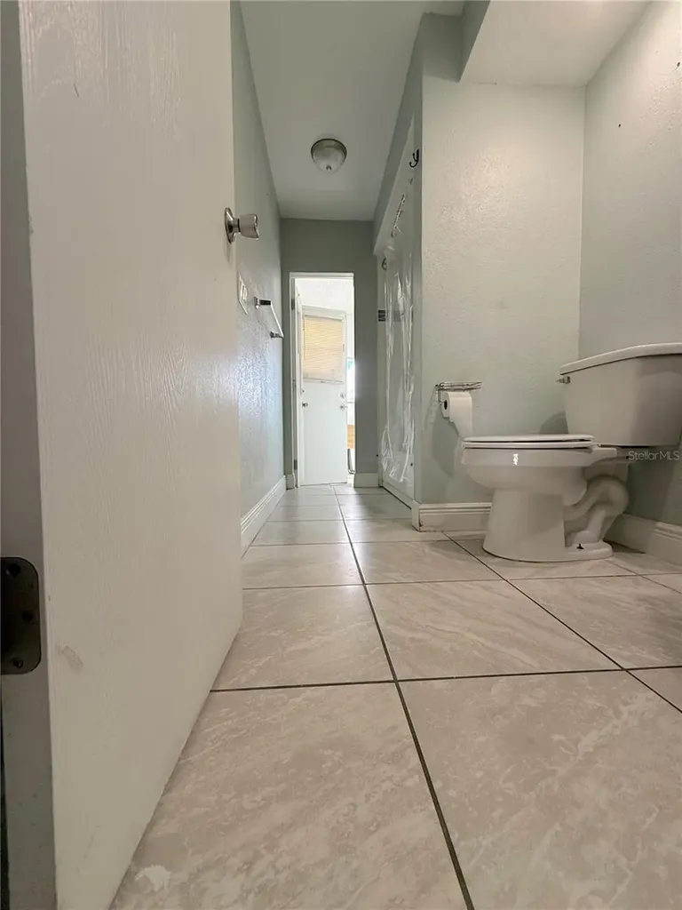 1160 Manitoba Street Deltona FL 32725