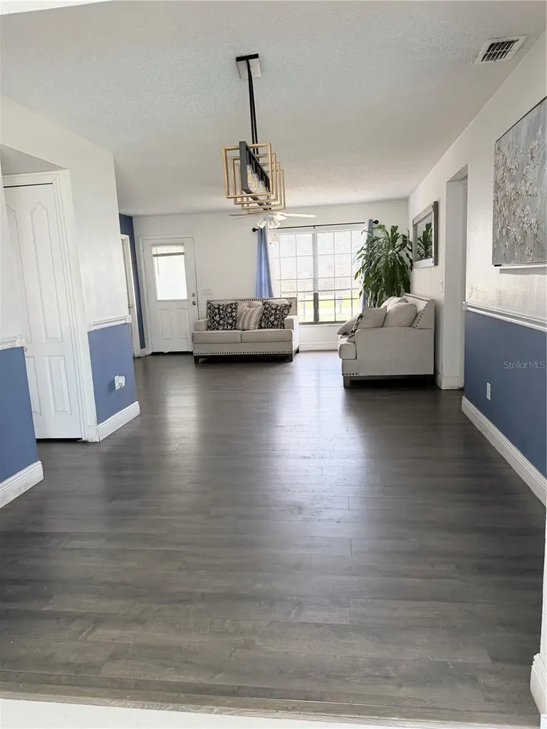 1160 Manitoba Street Deltona FL 32725