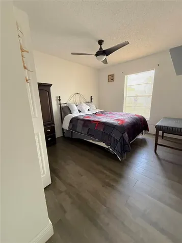 1160 Manitoba Street Deltona FL 32725