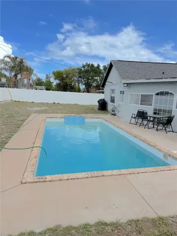 1160 Manitoba Street Deltona FL 32725