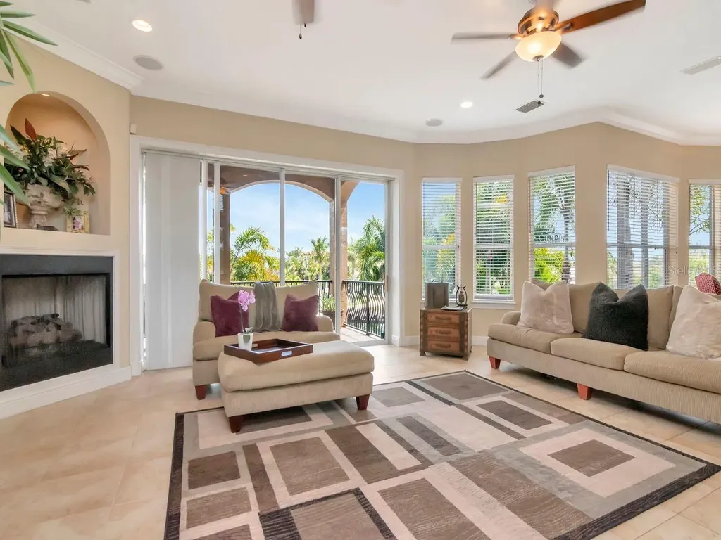 507 Driftwood Drive E Palm Harbor FL 34683