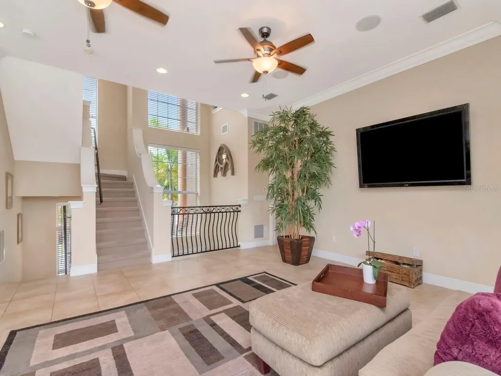 507 Driftwood Drive E Palm Harbor FL 34683