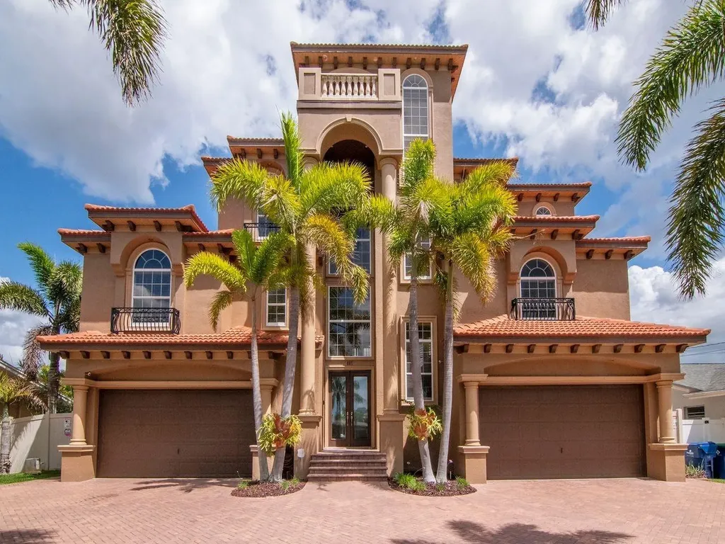 507 Driftwood Drive E Palm Harbor FL 34683