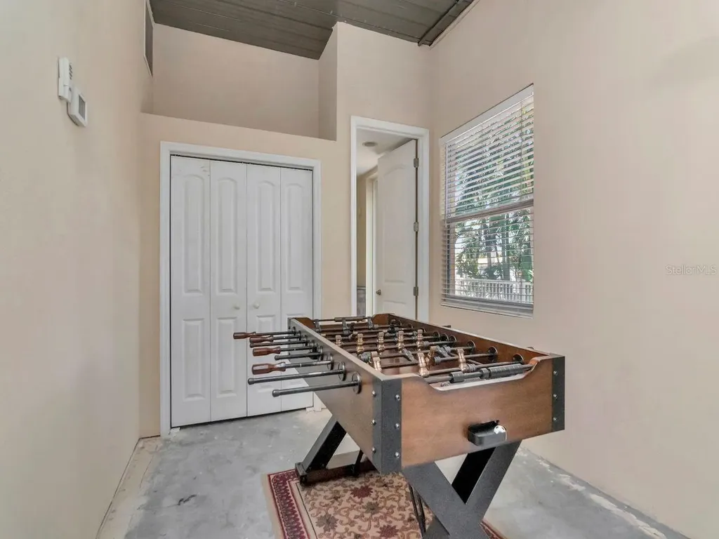 507 Driftwood Drive E Palm Harbor FL 34683
