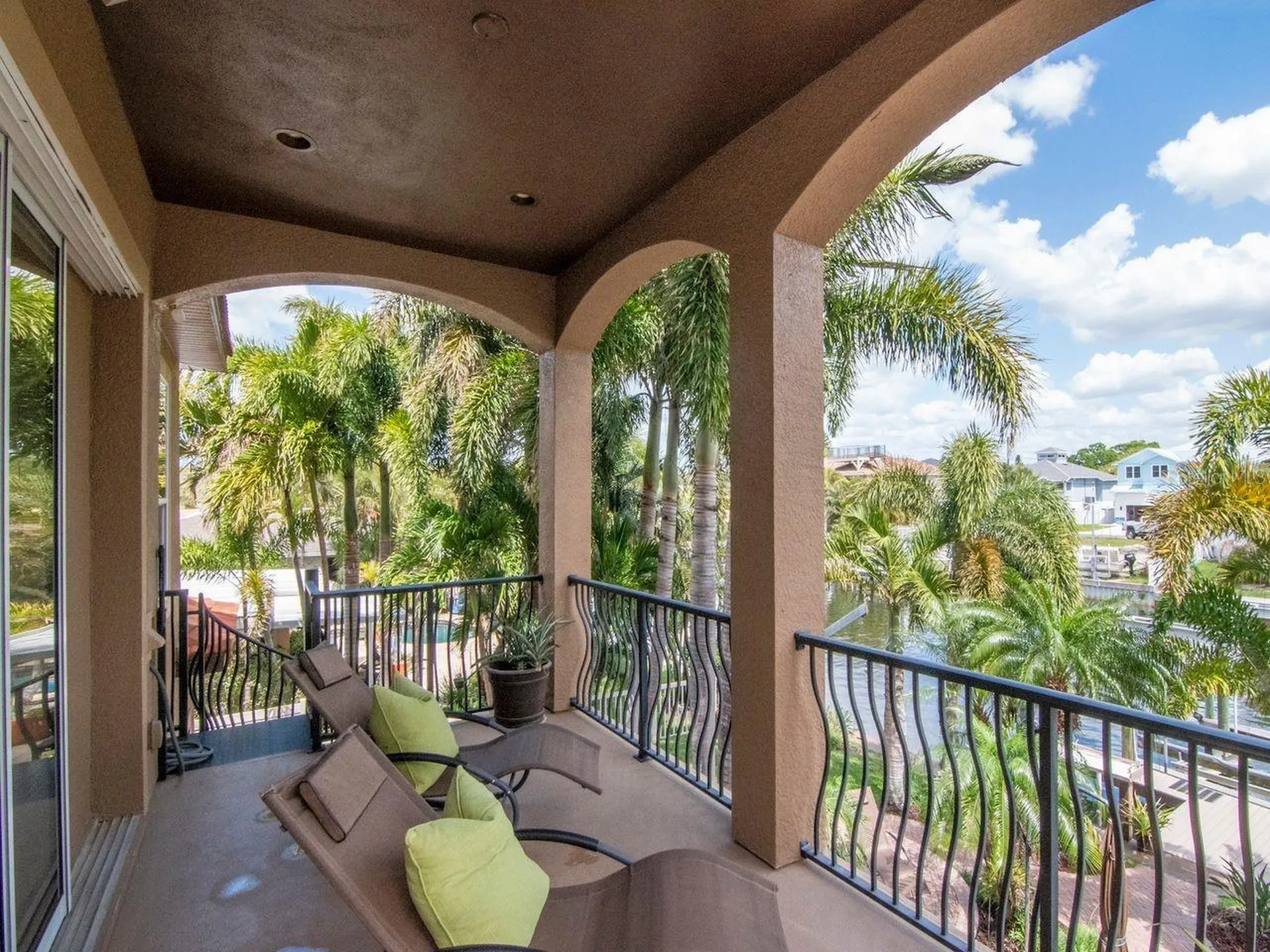 507 Driftwood Drive E Palm Harbor FL 34683