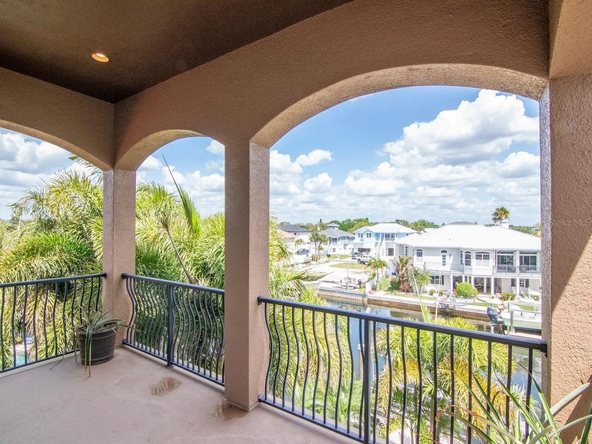 507 Driftwood Drive E Palm Harbor FL 34683
