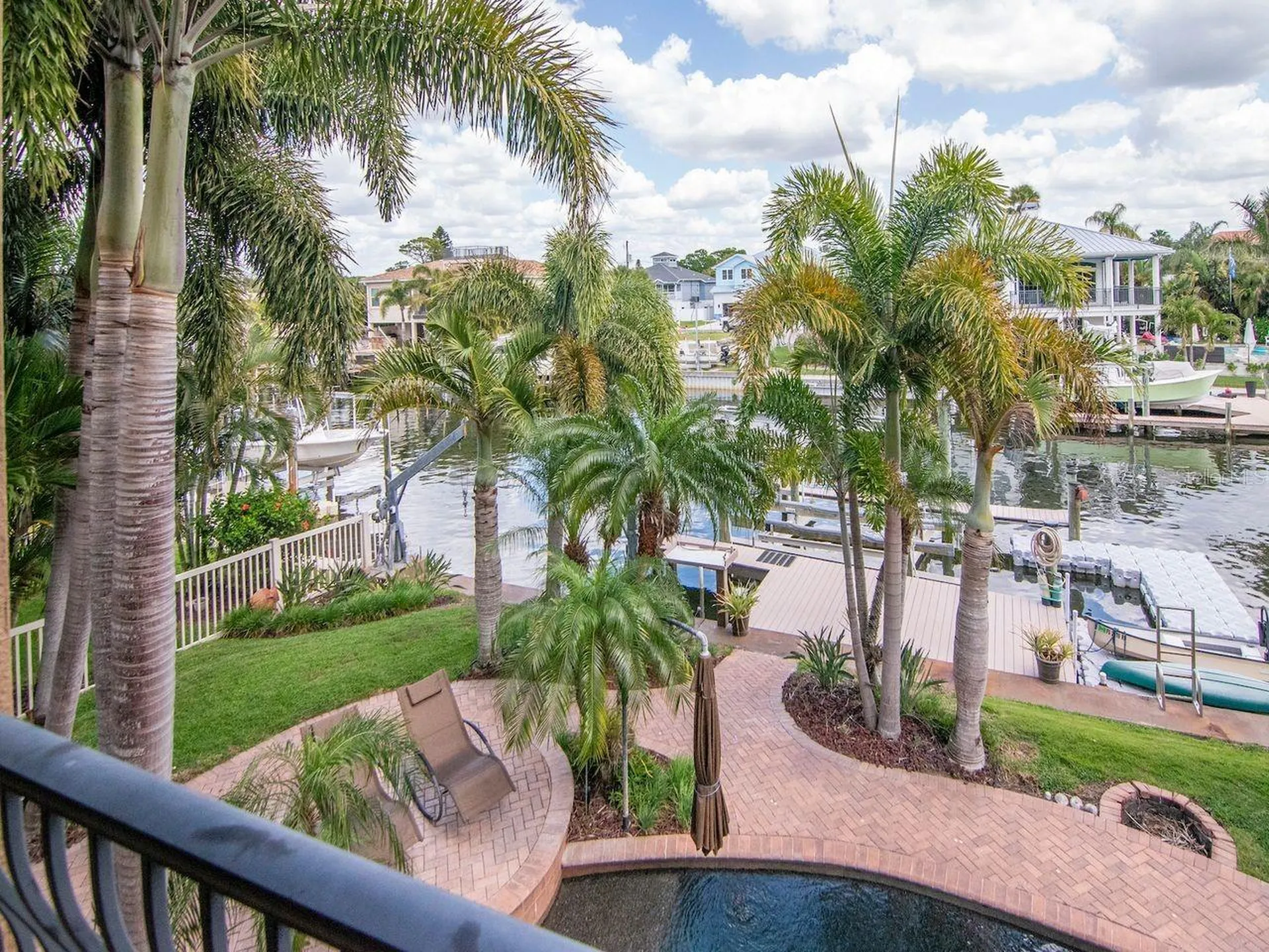 507 Driftwood Drive E Palm Harbor FL 34683