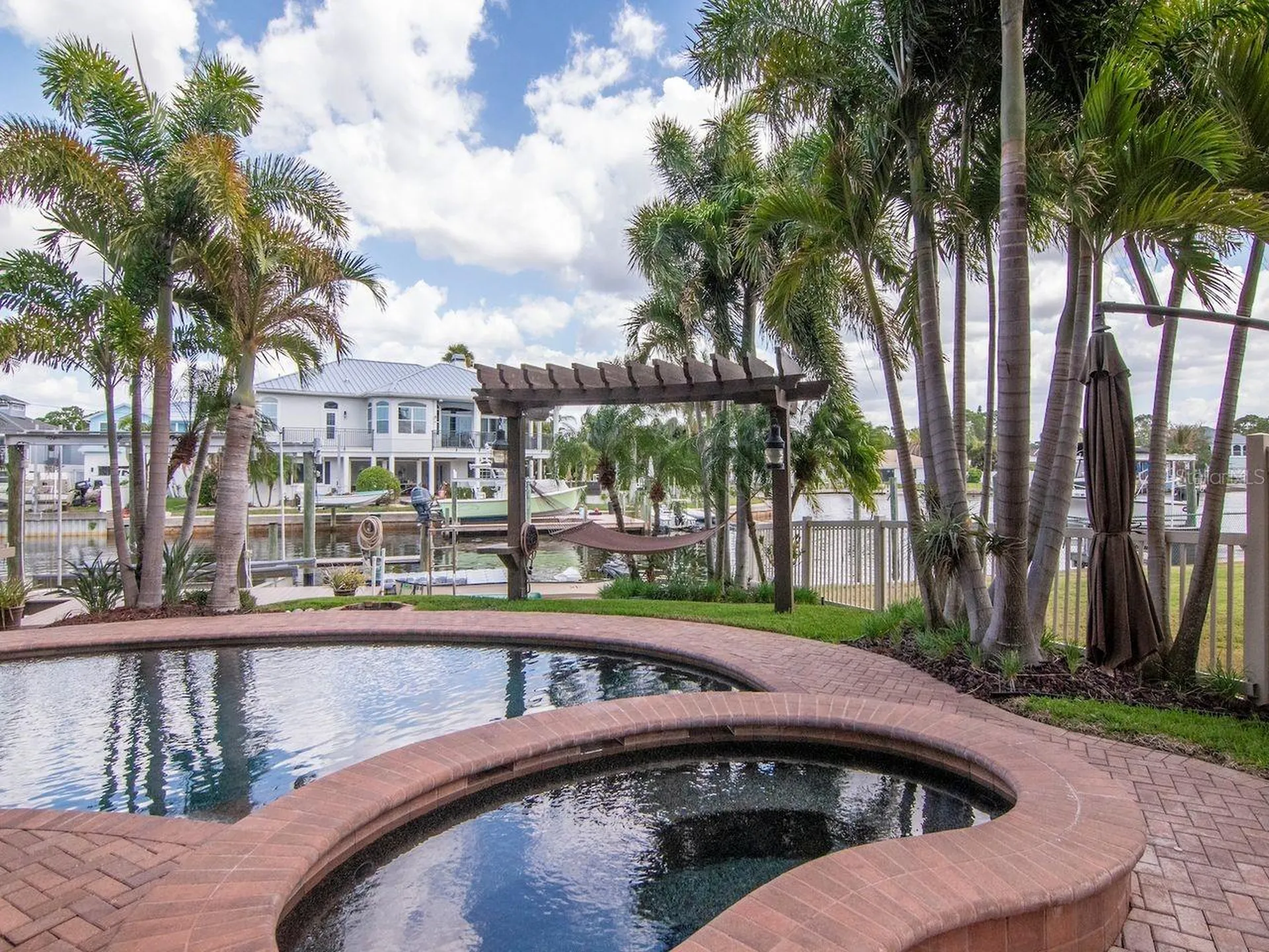 507 Driftwood Drive E Palm Harbor FL 34683