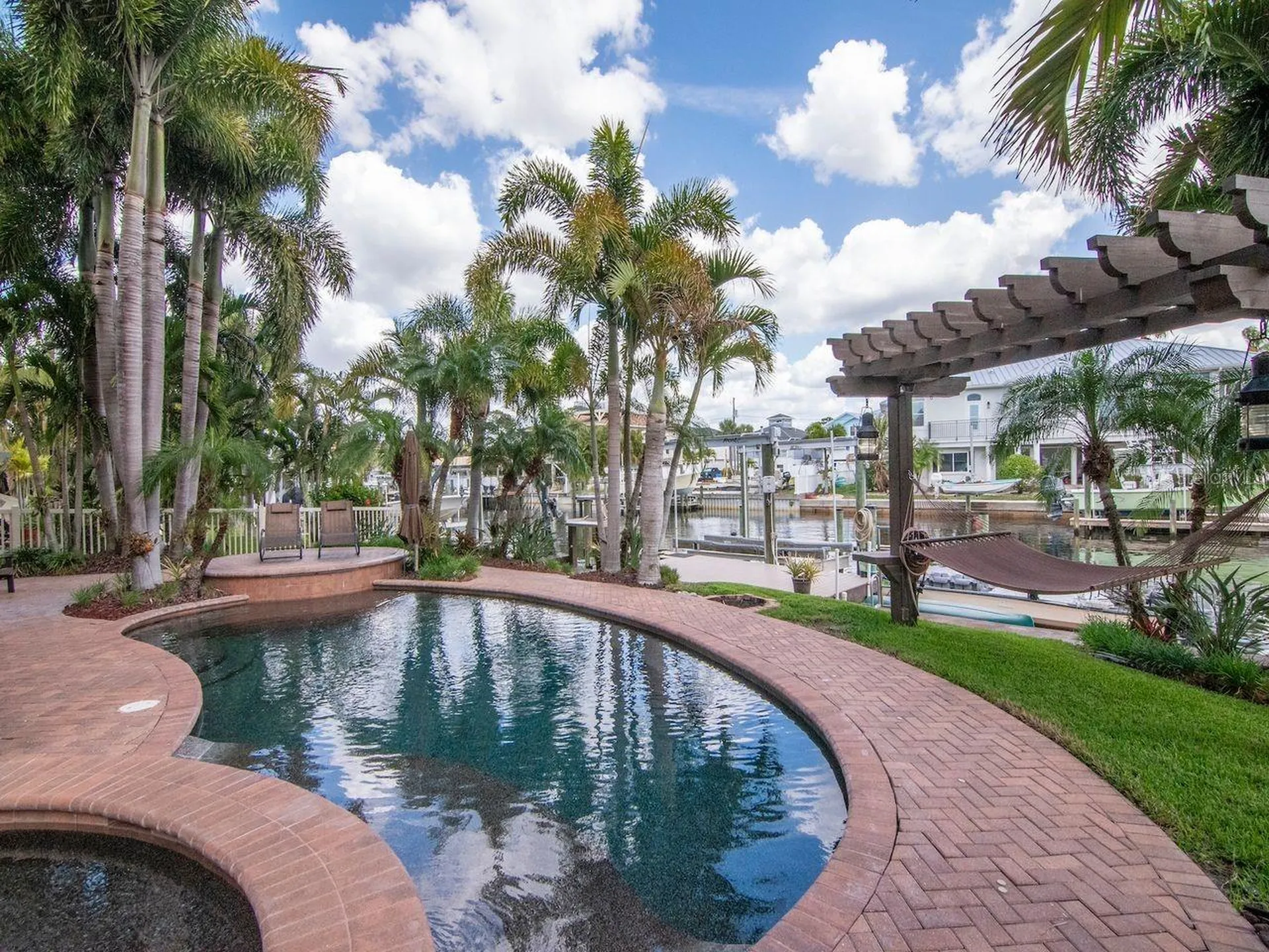 507 Driftwood Drive E Palm Harbor FL 34683