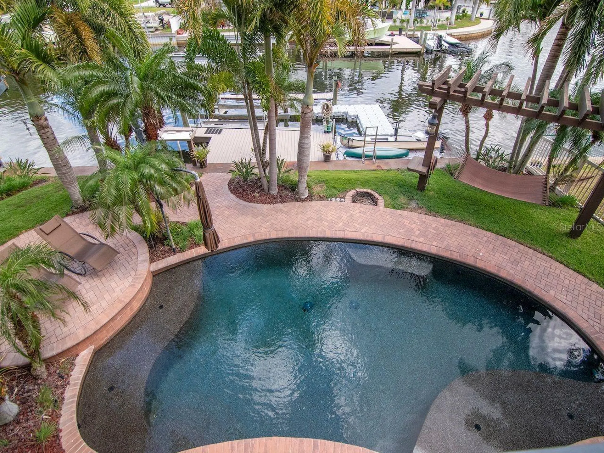507 Driftwood Drive E Palm Harbor FL 34683