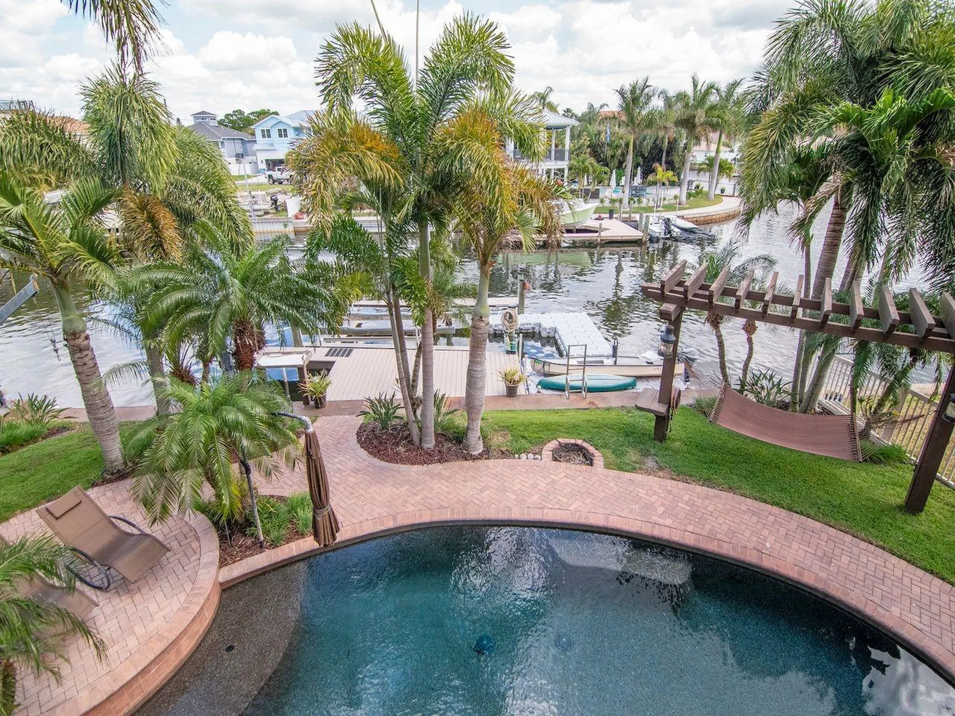 507 Driftwood Drive E Palm Harbor FL 34683