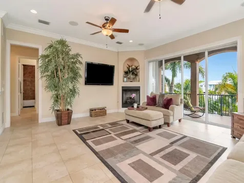 507 Driftwood Drive E Palm Harbor FL 34683