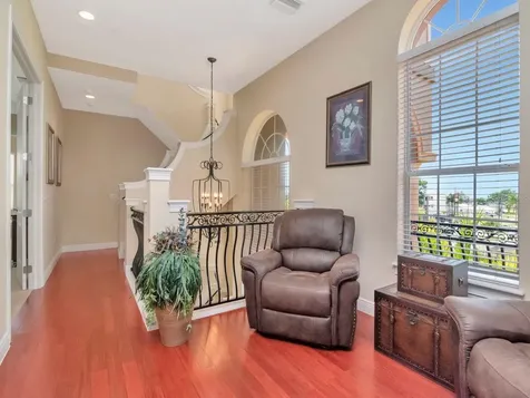 507 Driftwood Drive E Palm Harbor FL 34683