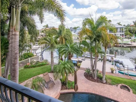 507 Driftwood Drive E Palm Harbor FL 34683