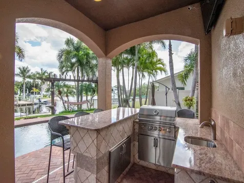 507 Driftwood Drive E Palm Harbor FL 34683