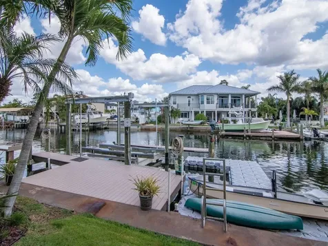 507 Driftwood Drive E Palm Harbor FL 34683