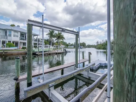 507 Driftwood Drive E Palm Harbor FL 34683