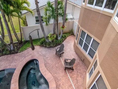 507 Driftwood Drive E Palm Harbor FL 34683
