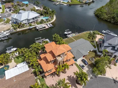 507 Driftwood Drive E Palm Harbor FL 34683