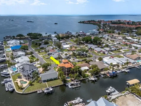 507 Driftwood Drive E Palm Harbor FL 34683