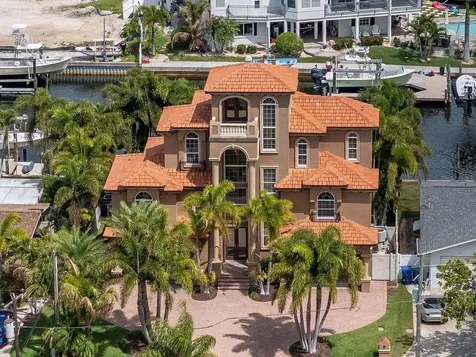 507 Driftwood Drive E Palm Harbor FL 34683