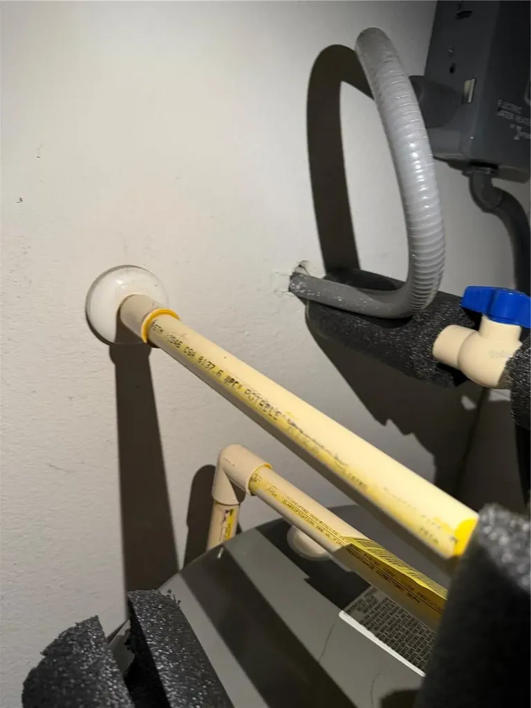 931 Van Loon Court Kissimmee FL 34758