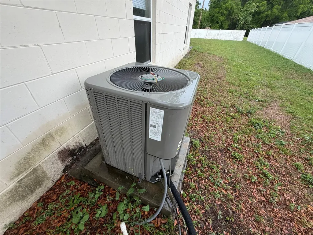 931 Van Loon Court Kissimmee FL 34758