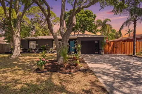 811 Bay Vista Boulevard S St Petersburg FL 33705