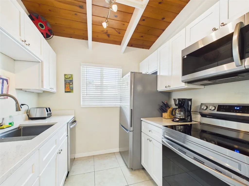 6006 Midnight Pass Road Sarasota FL 34242