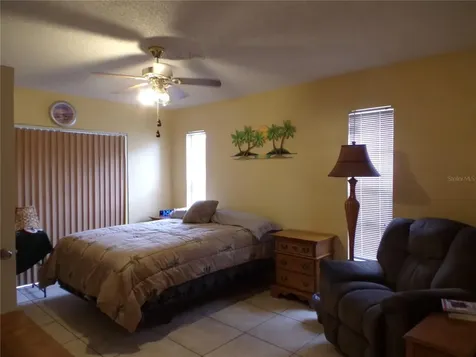 7102 12th Court E Sarasota FL 34243