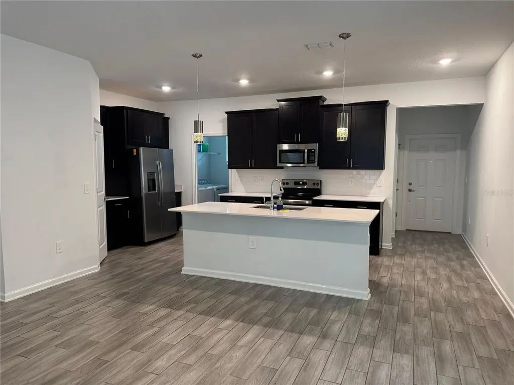 1660 Cross Prairie Parkway Kissimmee FL 34744