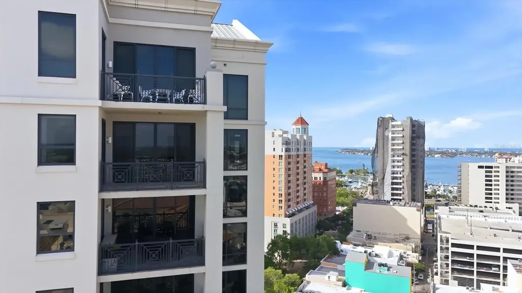 50 Central Avenue Sarasota FL 34236