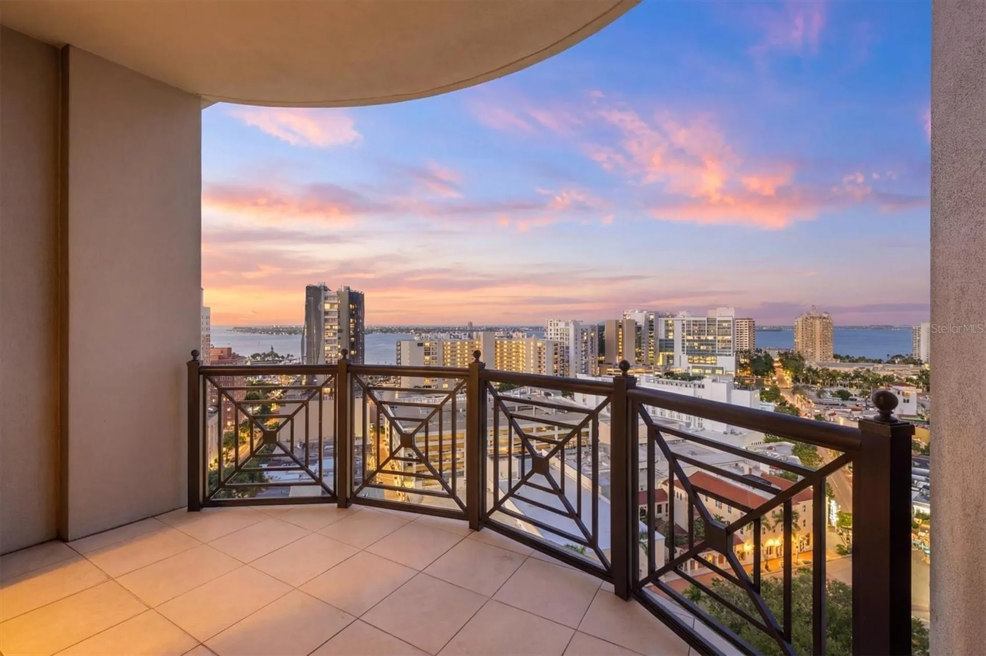 50 Central Avenue Sarasota FL 34236