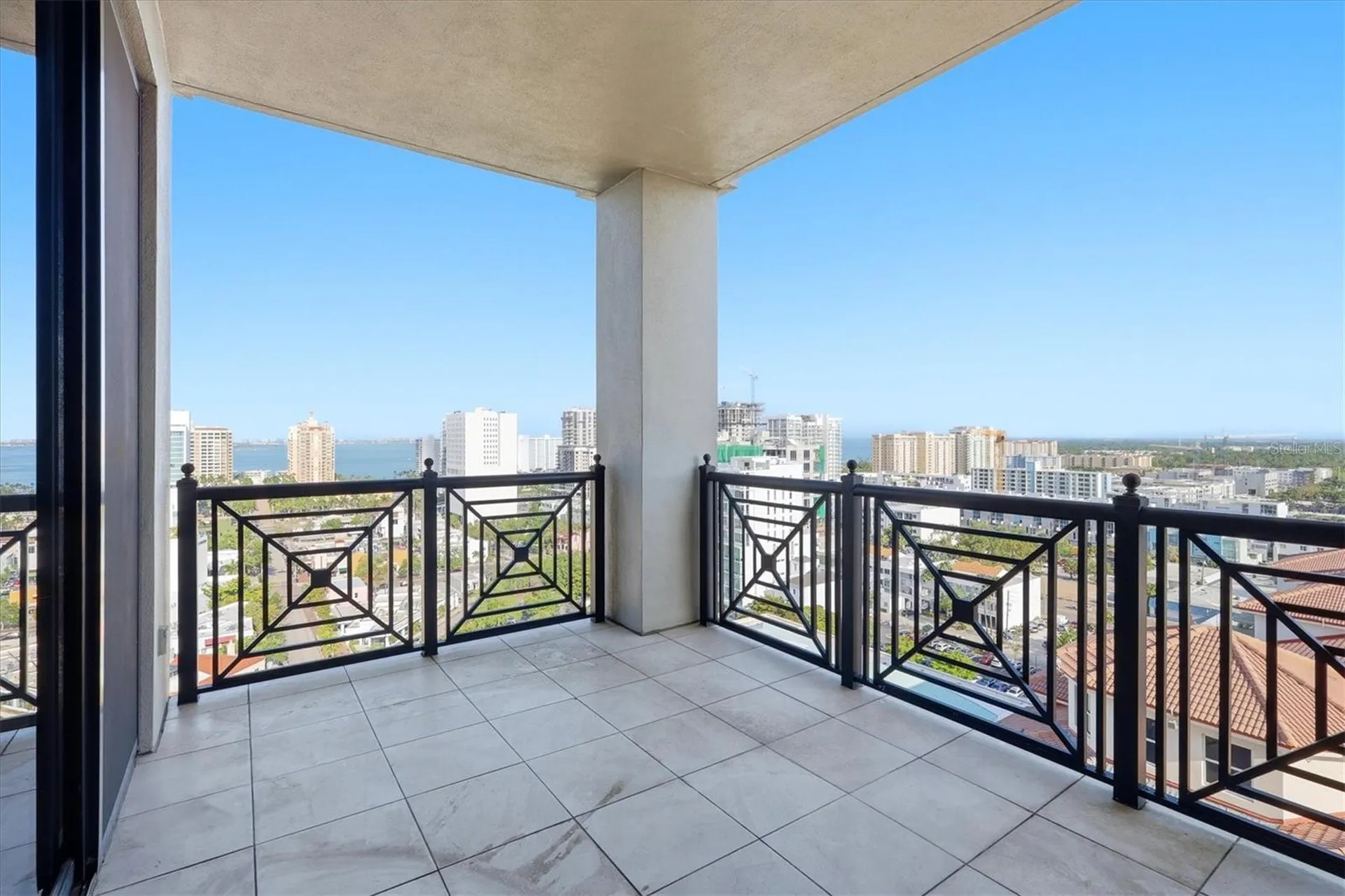 50 Central Avenue Sarasota FL 34236
