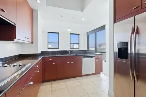 50 Central Avenue Sarasota FL 34236