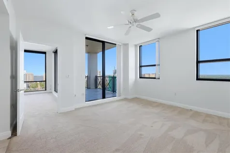 50 Central Avenue Sarasota FL 34236