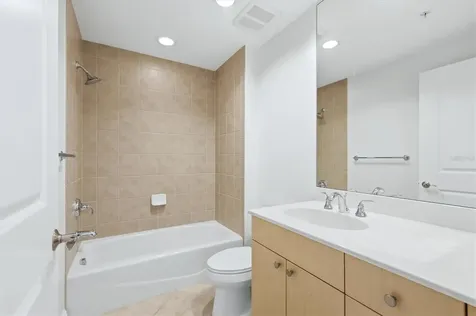 50 Central Avenue Sarasota FL 34236