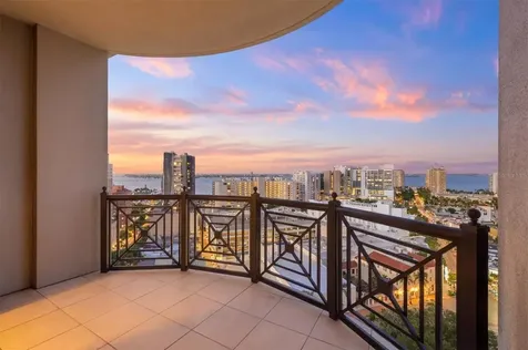 50 Central Avenue Sarasota FL 34236
