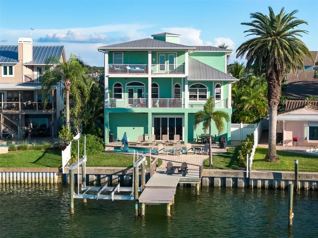 478 Harbor Drive S Indian Rocks Beach FL 33785